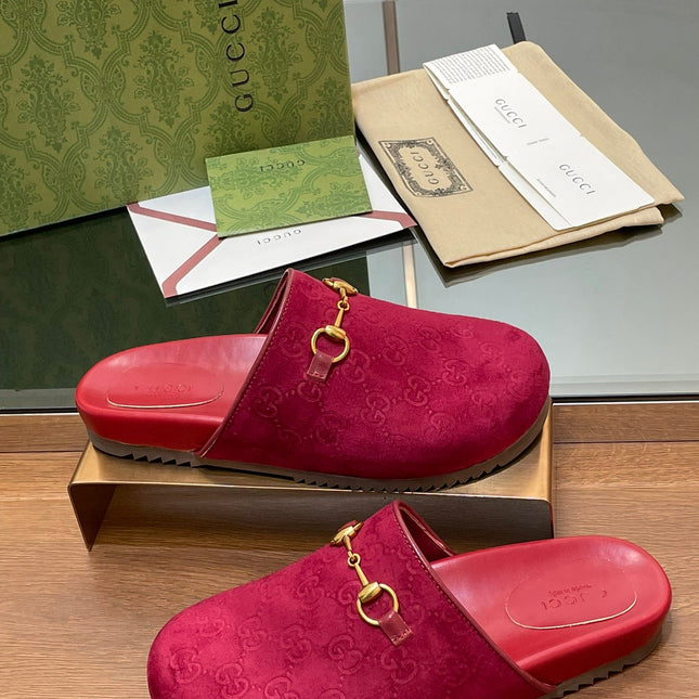 GG HORSEBIT MULE IN RED PINK EMBOSSED SUEDE AND SHEEPSKIN LINING