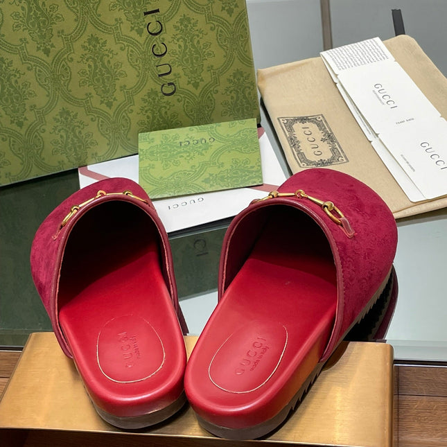 GG HORSEBIT MULE IN RED PINK EMBOSSED SUEDE AND SHEEPSKIN LINING