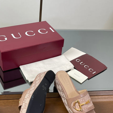 HIGH 6.3 CM WEDGE SANDALS IN DUSTY PINK CALFSKIN AND FABRIC