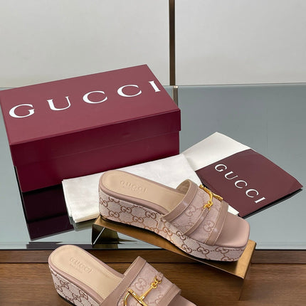 HIGH 6.3 CM WEDGE SANDALS IN DUSTY PINK CALFSKIN AND FABRIC