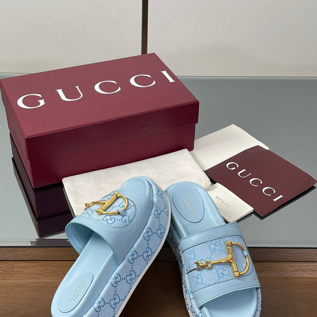 HIGH 5.5 CM WEDGE SANDALS IN BLUE CALFSKIN AND FABRIC