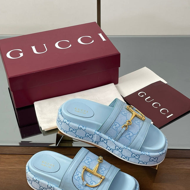 HIGH 5.5 CM WEDGE SANDALS IN BLUE CALFSKIN AND FABRIC