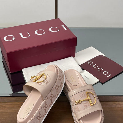 HIGH 5.5 CM WEDGE SANDALS IN LIGHT PINK CALFSKIN AND FABRIC