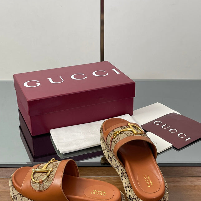 HIGH 5.5 CM WEDGE SANDALS IN BURNT BROWN MIX BEIGE CALFSKIN AND FABRIC