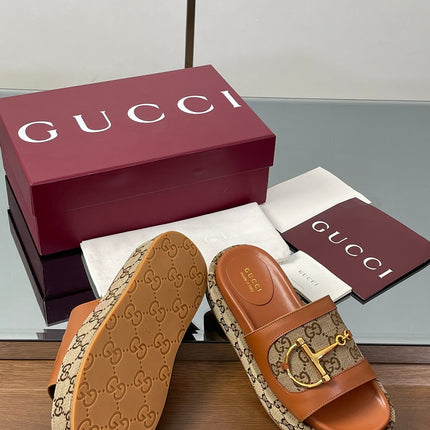 HIGH 5.5 CM WEDGE SANDALS IN BURNT BROWN MIX BEIGE CALFSKIN AND FABRIC