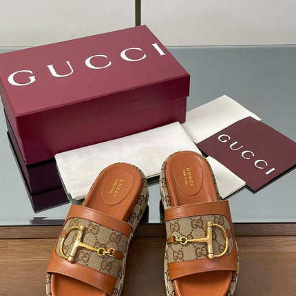 HIGH 5.5 CM WEDGE SANDALS IN BURNT BROWN MIX BEIGE CALFSKIN AND FABRIC