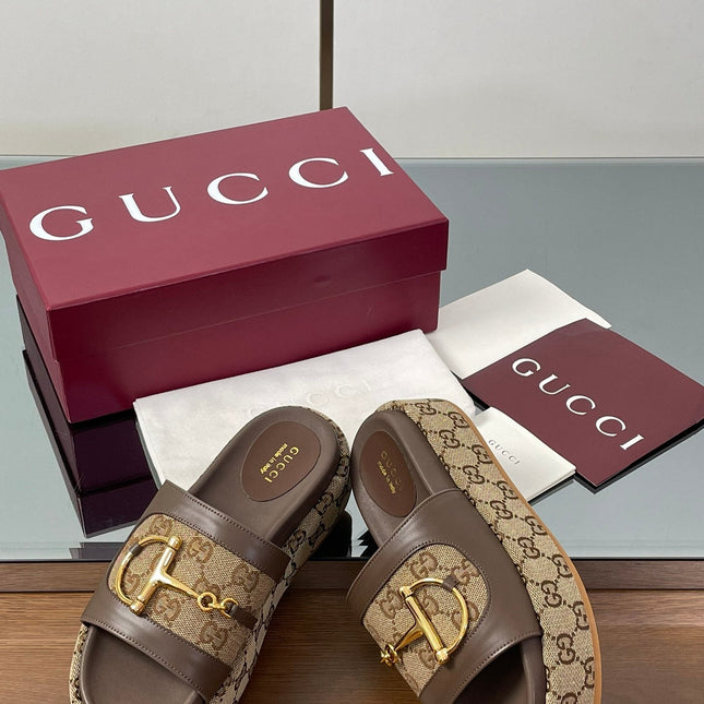 HIGH 5.5 CM WEDGE SANDALS IN BROWN MIX BEIGE CALFSKIN AND FABRIC