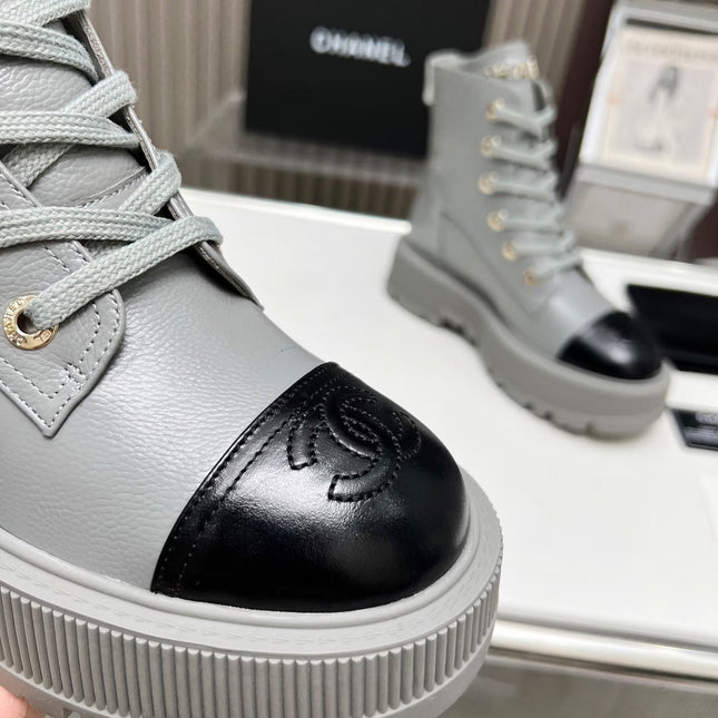 SHORT BOOTS IN SLATE GREY MIX BLACK COWHIDE