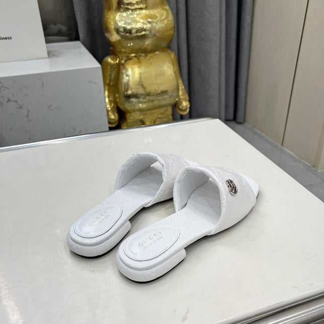 GG CASUAL SLIPPERS IN WHITE CALFSKIN LOGO EMBOSSING