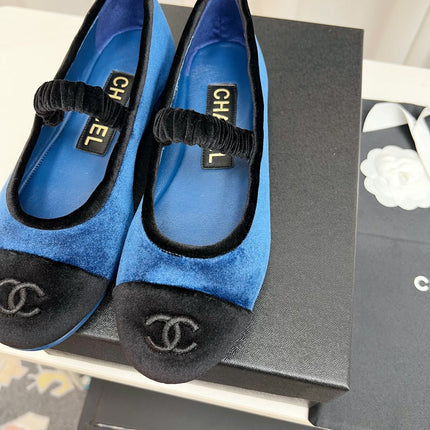 CC MARY JANE FLAT IN COBALT BLUE AND BLACK VELVET