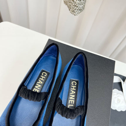 CC MARY JANE FLAT IN COBALT BLUE AND BLACK VELVET