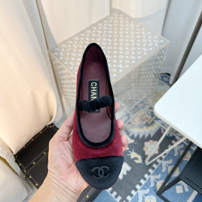 CC MARY JANE FLAT IN RED AND BLACK VELVET