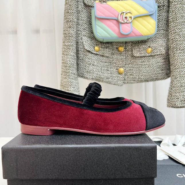 CC MARY JANE FLAT IN RED AND BLACK VELVET
