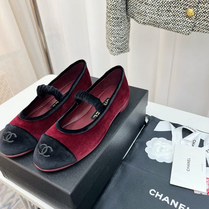 CC MARY JANE FLAT IN RED AND BLACK VELVET