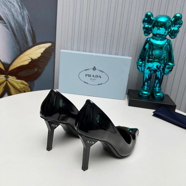 HIGH-HEEL PUMPS IN BLACK CALFSKIN