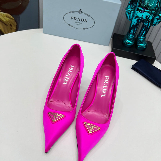 HIGH-HEEL PUMPS IN HOT PINK SATIN