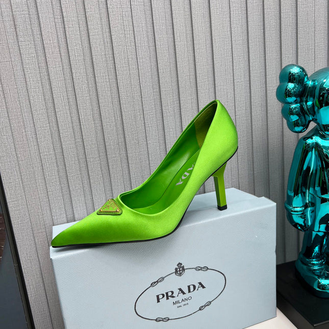 HIGH-HEEL PUMPS IN THYME GREEN SATIN