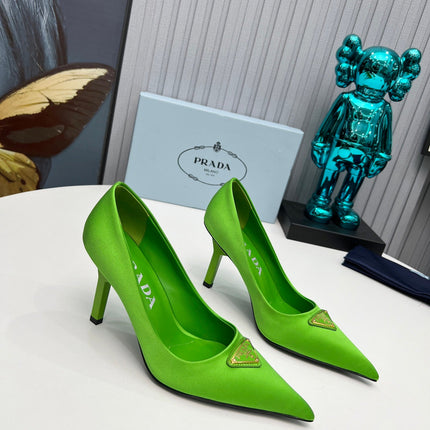HIGH-HEEL PUMPS IN THYME GREEN SATIN