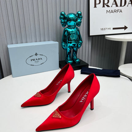 HIGH-HEEL PUMPS IN RED SATIN