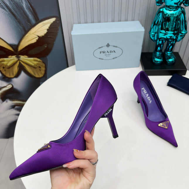 HIGH-HEEL PUMPS IN VIOLET SATIN