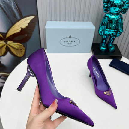 HIGH-HEEL PUMPS IN VIOLET SATIN