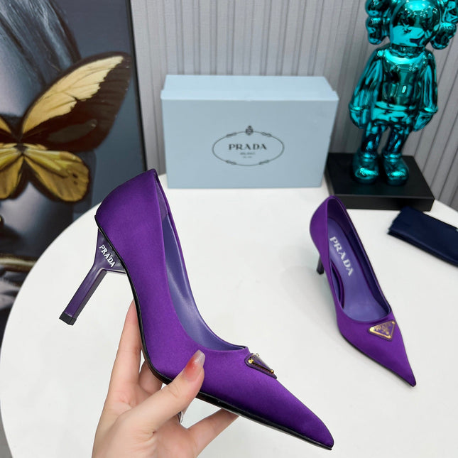 HIGH-HEEL PUMPS IN VIOLET SATIN