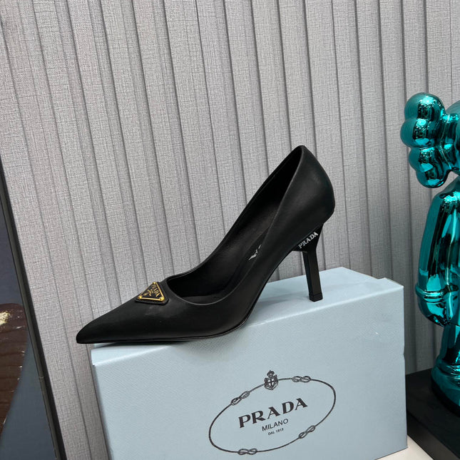 HIGH-HEEL PUMPS IN BLACK SHEEPSKIN