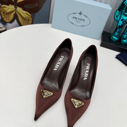 HIGH-HEEL PUMPS IN CHOCOLATE BROWN SATIN