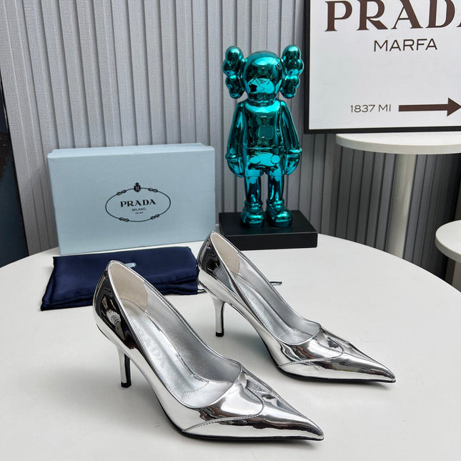 HIGH POINTED-TOE PUMPS IN SILVER GLOSSY CALFSKIN