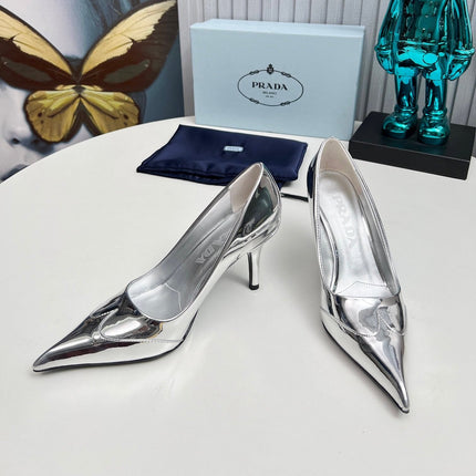 HIGH POINTED-TOE PUMPS IN SILVER GLOSSY CALFSKIN