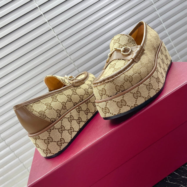 HORSEBIT PLATFORM LOAFER IN TAN BEIGE MONOGRAM JACQUARD FABRIC