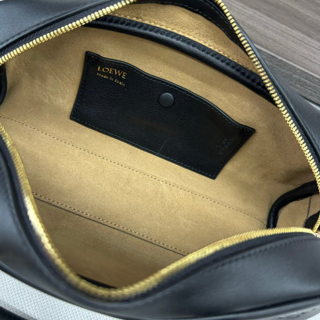 AMAZONA 23 CROPPED BAG IN BLACK SOFT GRAINED CALFSKIN