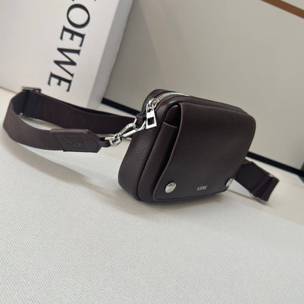 LOEWE 25S PEBBLE BAG 20 IN DARK ROSEWOOD CALFSKIN SILVER HARDWARE