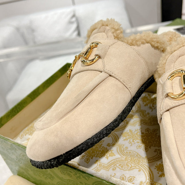 HORSEBIT MULE IN BEIGE SUEDE AND FLEECE LINING