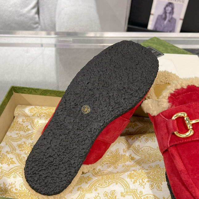 HORSEBIT MULE IN RED SUEDE AND FLEECE LINING