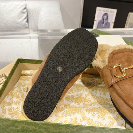 HORSEBIT MULE IN BROWN SUEDE AND FLEECE LINING