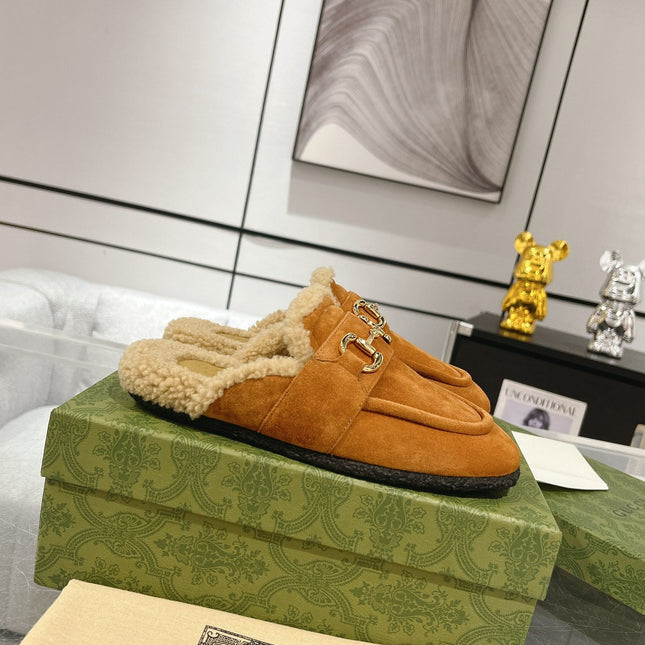 HORSEBIT MULE IN BRONZE ORANGE SUEDE AND FLEECE LINING