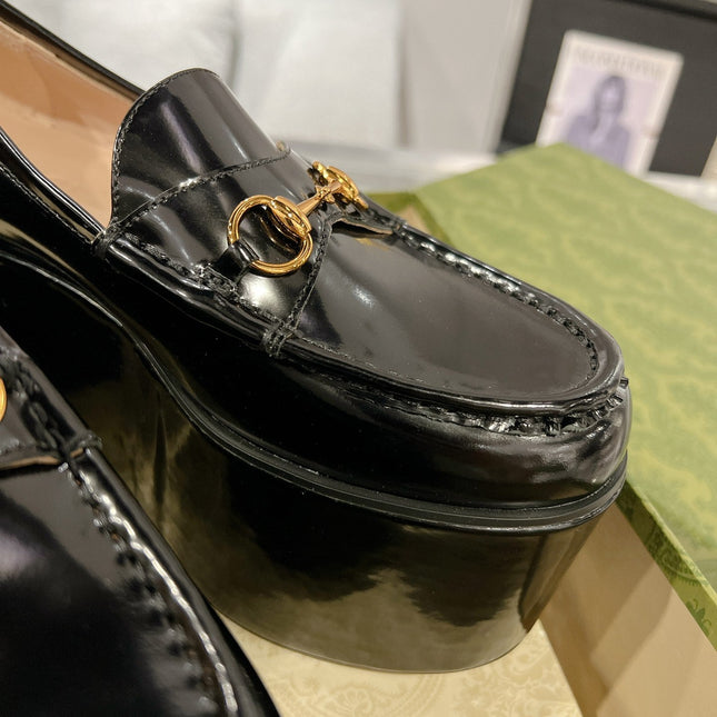 GG HORSEBIT PLATFORM LOAFER GLOSSY BLACK CALFSKIN