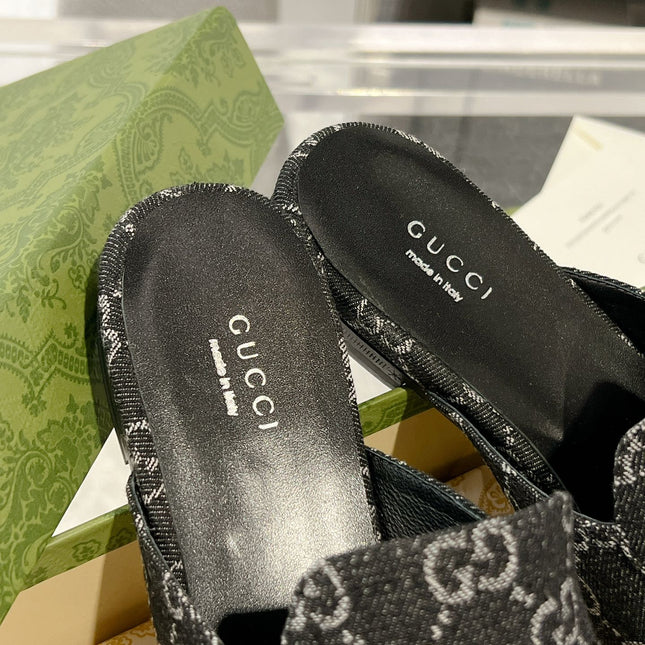 MEN'S MULE WITH HORSEBIT IN BLACK MONOGRAM JACQUARD FABRIC