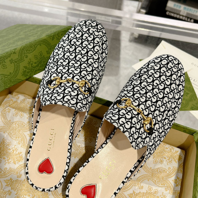 MEN'S MULE WITH HORSEBIT IN BLACK MIX WHITE MONOGRAM JACQUARD FABRIC