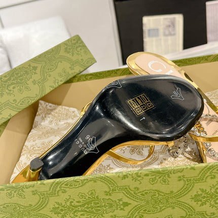 STRAPPY SANDAL WITH RHINESTONE CHAIN IN GOLD PATENT LEATHER