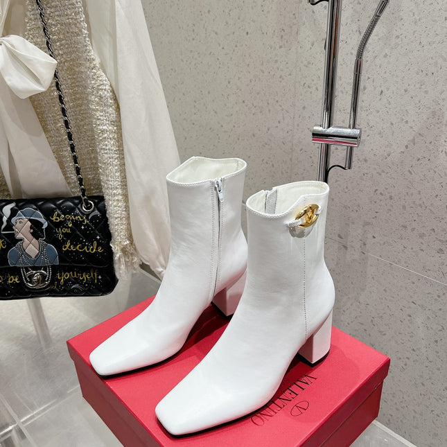 VLOGO SIGNATURE WHITE CALFSKIN ANKLE BOOT 75 MM