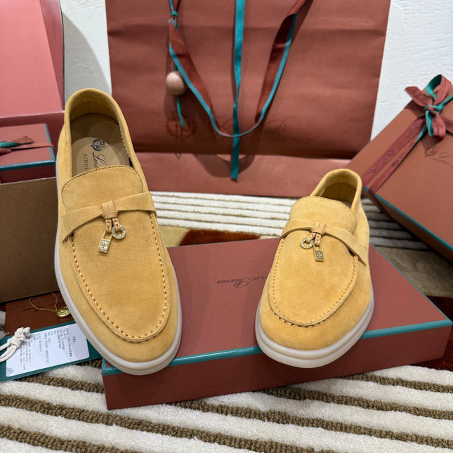 LP LOAFERS 25S IN AMBER YELLOW SUEDE