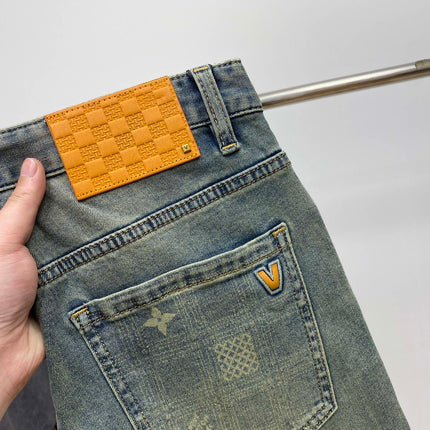 LV STRAIGHT LEG JEANS 239597