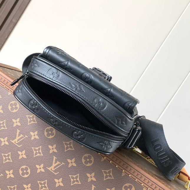 LV 25S GETAWAY MESSENGER BAG 20 IN BLACK MONOGRAM SHADOW EMBOSSED CALFSKIN