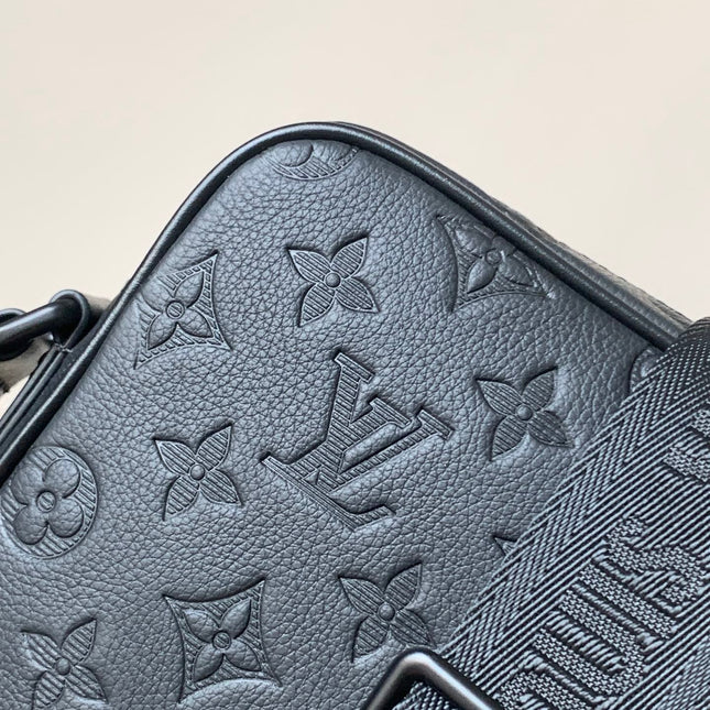 LV 25S GETAWAY MESSENGER BAG 20 IN BLACK MONOGRAM SHADOW EMBOSSED CALFSKIN