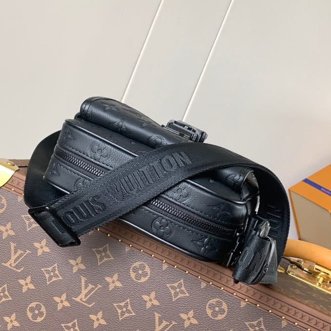 LV 25S GETAWAY MESSENGER BAG 20 IN BLACK MONOGRAM SHADOW EMBOSSED CALFSKIN