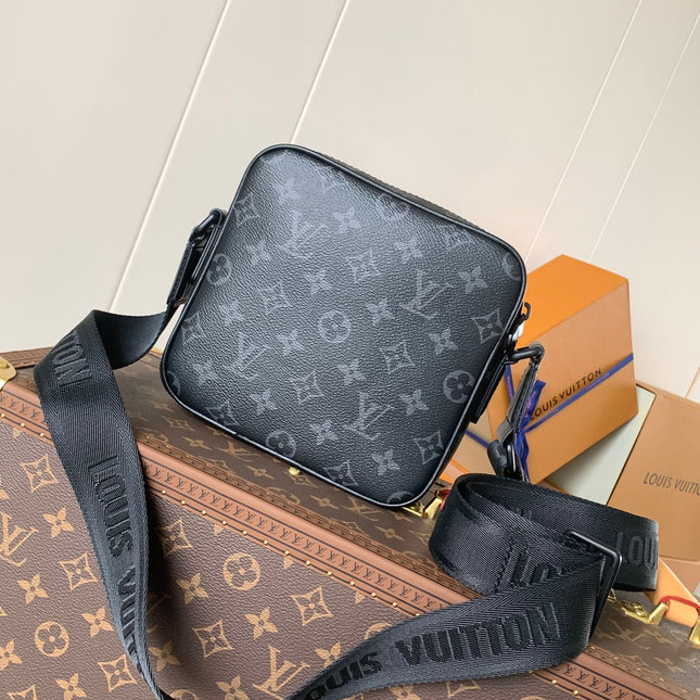 LV 25S GETAWAY MESSENGER BAG 20 IN BLACK MONOGRAM ECLIPSE CANVAS