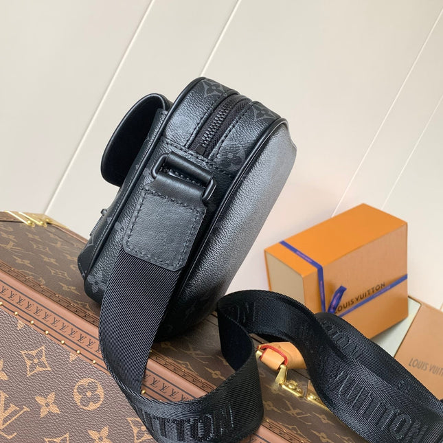 LV 25S GETAWAY MESSENGER BAG 20 IN BLACK MONOGRAM ECLIPSE CANVAS