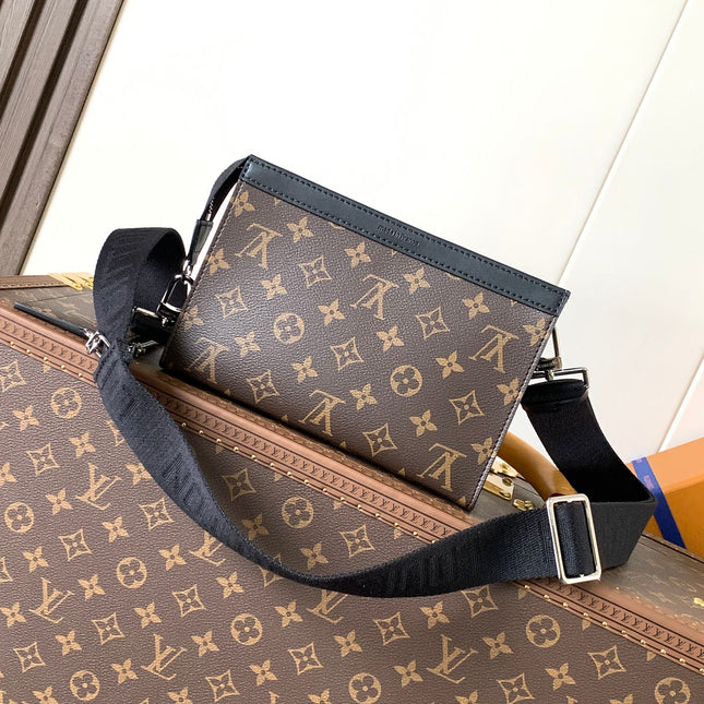 LV 25S GASTON WEARABLE WALLET 22 IN MONOGRAM MACASSAR CANVAS